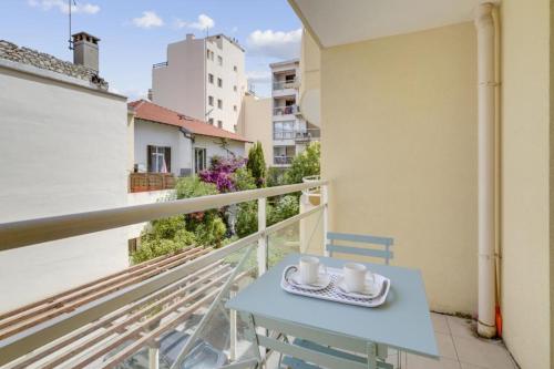 Apartment with balcony in the center of Juan les pins close to the beaches Antibes france