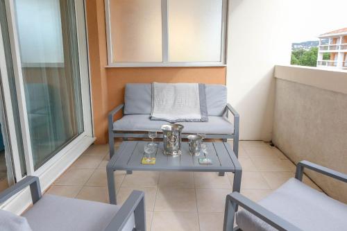 Appartement Apartment with Parking Terrace & AC - Benakey 79 Boulevard du Périer Les Palmiers Cannes