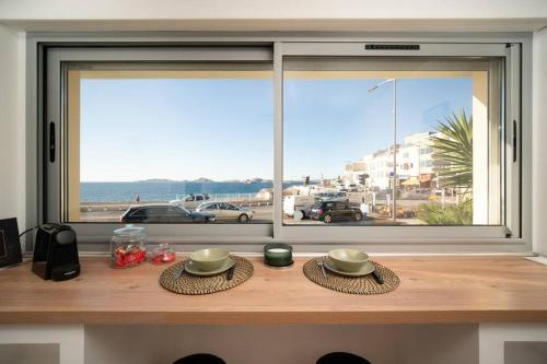 Apartment with sea view 50m from the beach Marseille france