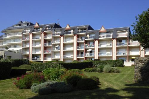 Apartment with sea view, St Quay Portrieux Saint-Quay-Portrieux france