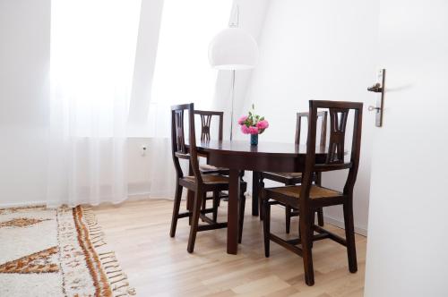 Appartement Apartment Zentral Neckarhalde 38 3 Etage Tübingen