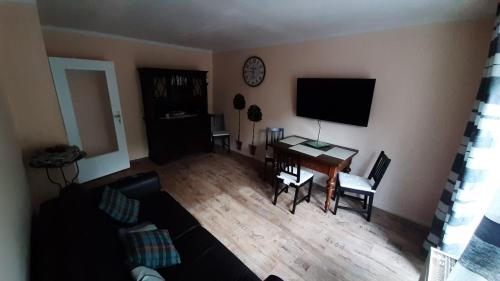 Appartements Apartmenthaus \ Felsenstraße 12 Roßtal