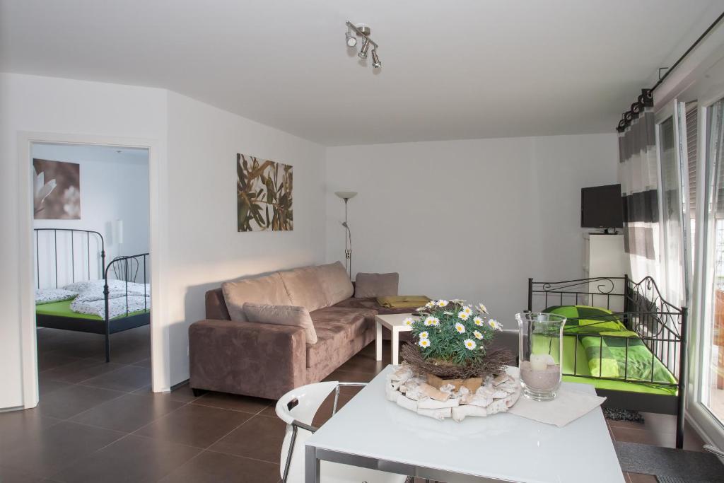 Appartements Apartments \ Franz-Sales-Str. 32, 77977 Rust