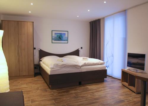 Appartements Apartments Peters Schulstrasse 12 Burscheid