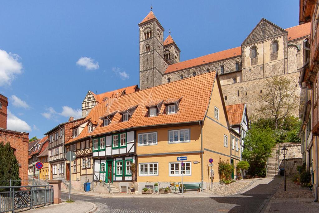 Appartements Apartments Unter Dem Schloß Mühlenstr. 8, 06484 Quedlinbourg