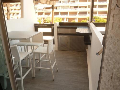 Appartement AphrodiX Cap d'Agde Port Nature 12 Boulevard des Matelots, Quartier Naturiste Le Cap d\'Agde