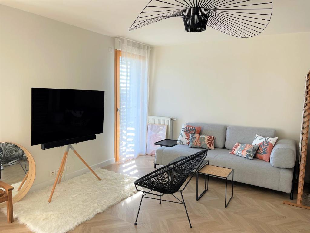 Appartement APPART 2P AVEC PARKING ET BALCON - gare val d'europe 5mn - disney 10mn 15 Rue d'Amsterdam, 77144 Montévrain