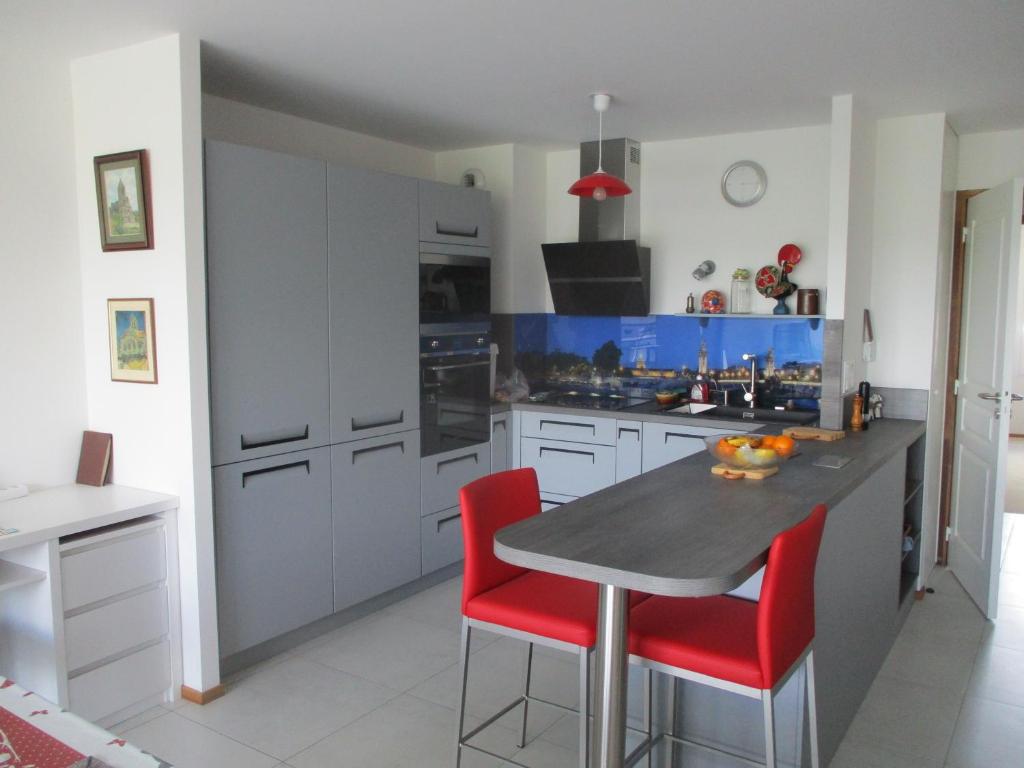 Appartement Appart 3p neuf calme à 1 mn du port et de la gare 12 Avenue Charles de Gaulle, 22500 Paimpol