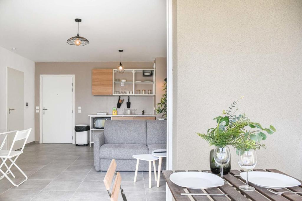 Appartement Appart avec terrasse et parking à 2 min du metro 59 Avenue de Saint-Just, 13013 Marseille