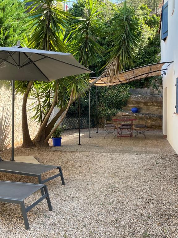 Appartement Appart. bas de villa de 50m2 avec parking privatif 58 Chemin des Carrières, 13600 La Ciotat