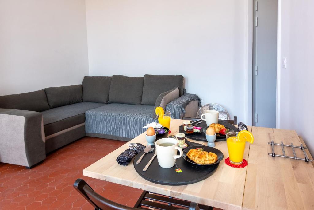 Appartement appart cosy près gare, vieux port, MARSEILLE by Sam 8 Rue Montolieu, 13002 Marseille