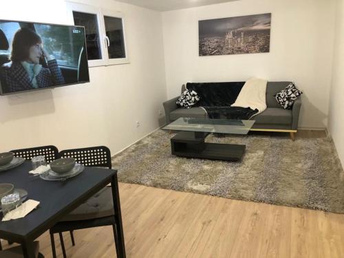 Appartement Appart F2 une chambre proche Orly 57 Rue Alsace Lorraine Sainte-Geneviève-des-Bois