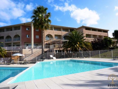 Adonis Saint Florent