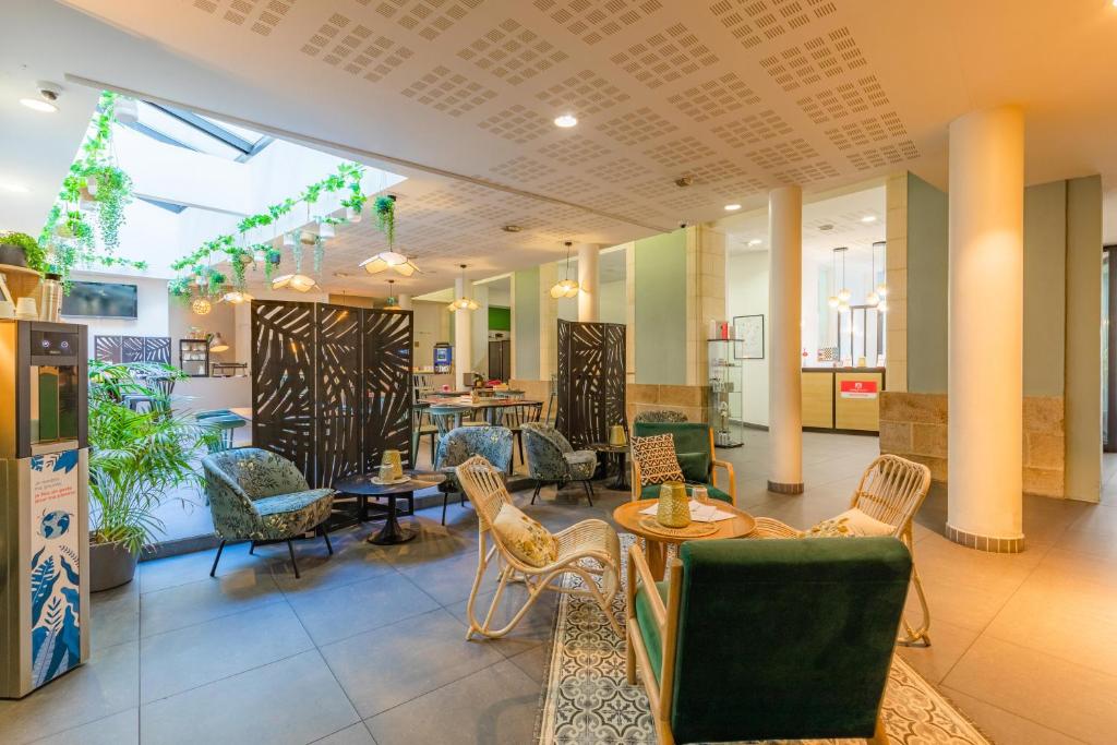 Appart'hôtel Appart’City Confort Nantes Centre 4, rue des Petites Écuries 44000 Nantes