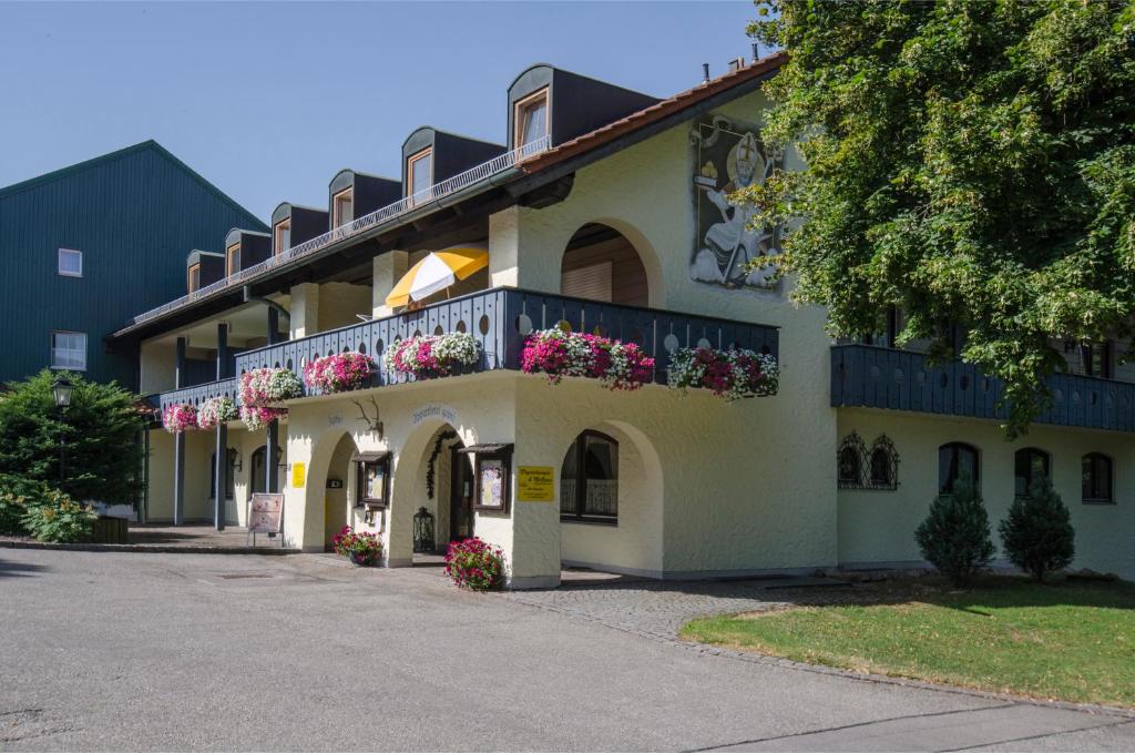 Apparthotel Jagdhof Thermalbadstr. 10, 94086 Bad Griesbach im Rottal