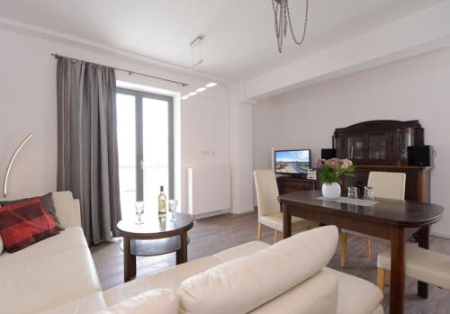 Appartment Ferienwohnung mit großer Terrasse Ohlerich Speicher Wismar