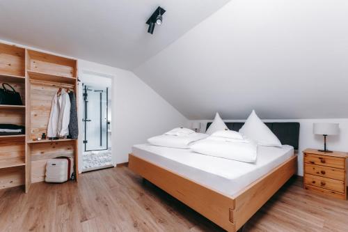 Black Forest Dream Apartments