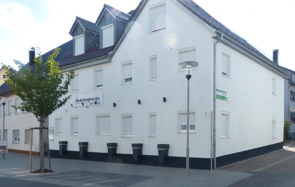 Boardinghouse Apart-Hotel 64 Heidenheimer Straße, 73447 Oberkochen