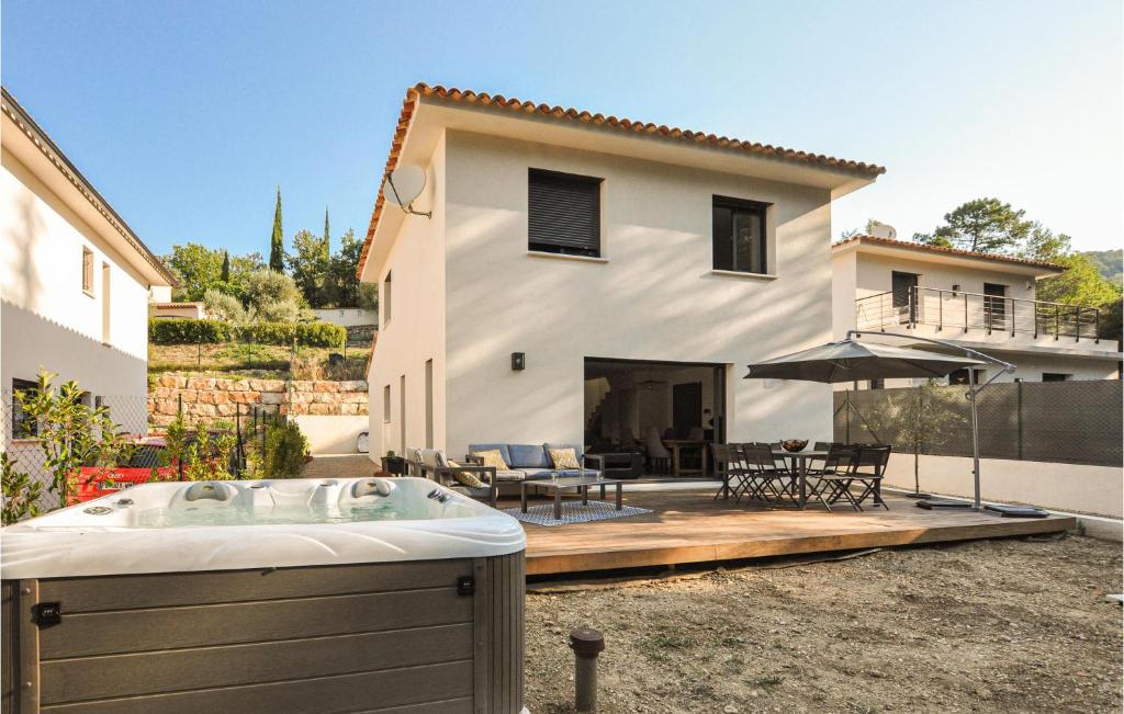 Casa Vecchia rooms + apartments 20260  Calvi