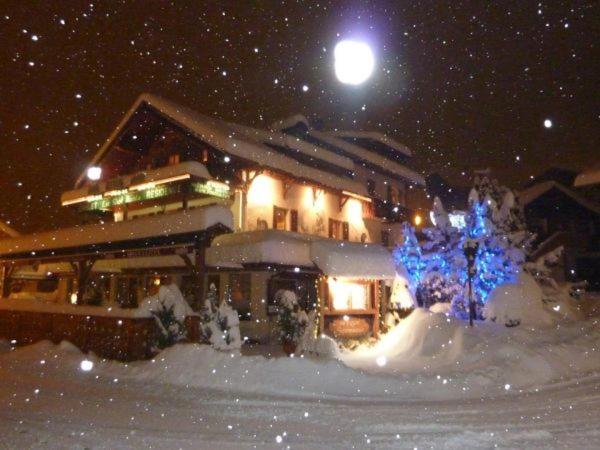 Appart'hôtel Chalet Residence Les 7 Monts 22 Place des 7 Monts 74340 Samoëns