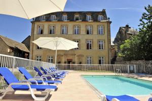 Appart'hôtel Chateau Ricard 7 rue hygonnet 12130 Saint-Geniez-dʼOlt Midi-Pyrénées