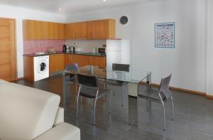 Appart'hôtel Faial Marina Apartments 1 Rua Conselheiro Medeiros nº 8 9900-144 Horta Açores