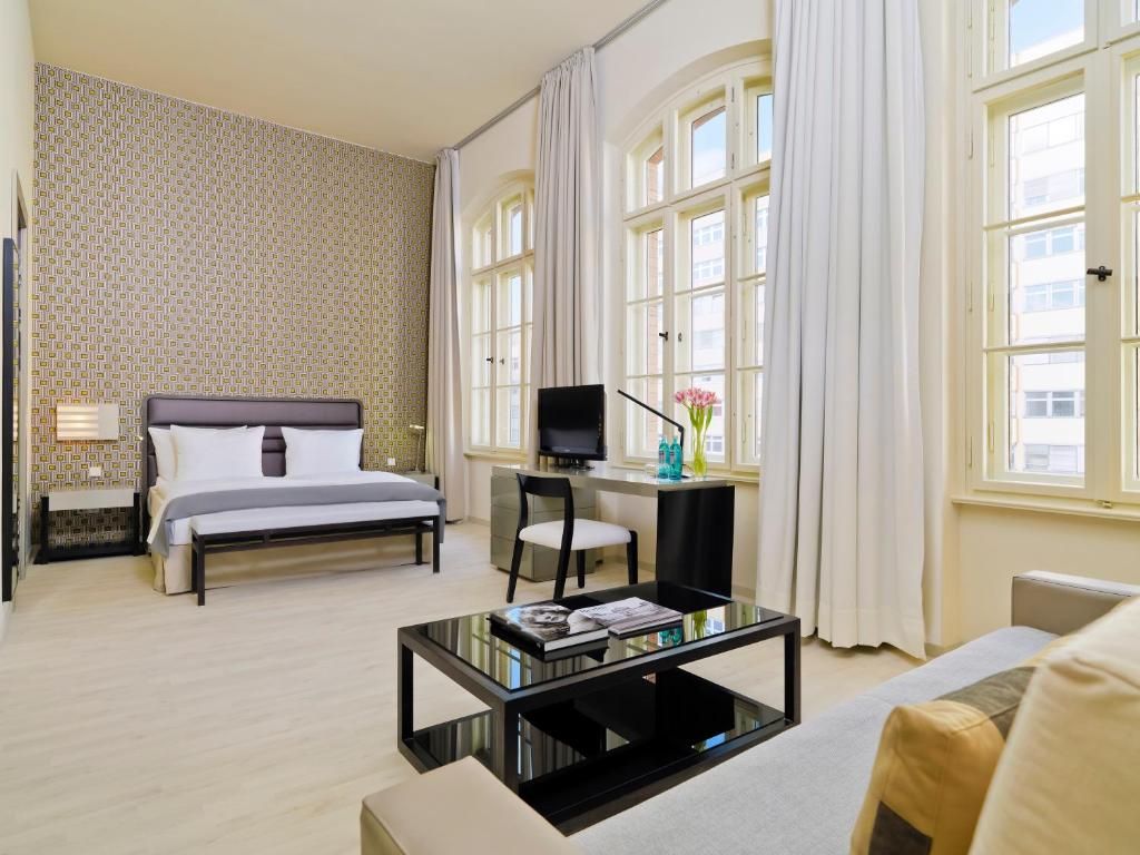 Appart'hôtel H10 Ku'damm Lofts 31 Joachimsthaler Straße 10719 Berlin