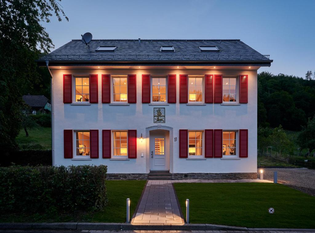 Appart'hôtel Herrenhaus Kallbach - 4 Sterne SUPERIOR 24 Simonskall 52393 Hürtgenwald