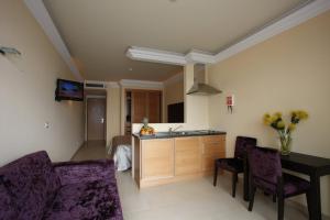 Hotel Apartamentos Baia Brava