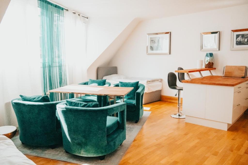 Appart'hôtel Jalda Apartments 6 Akademiestraße 40213 Düsseldorf