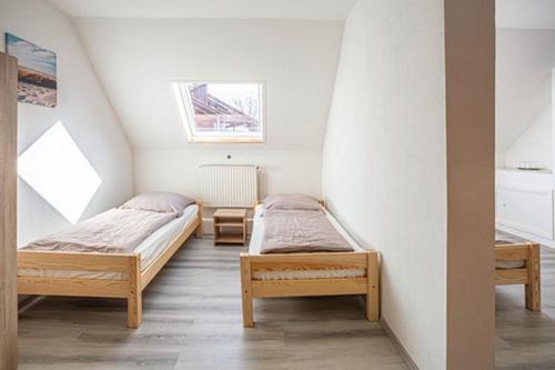K 357 - Personal, Monteurzimmervermittlung und Vermietung Lübeck