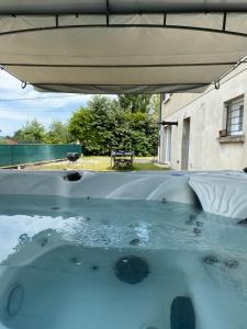 L'entre 2 Lyon Grenoble - Villa avec Jacuzzi