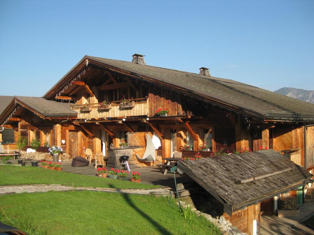 Appart'hôtel La Ferme des Georgières Les Georgières 73590 Notre-Dame-de-Bellecombe