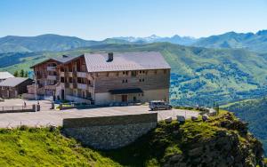 Appart'hôtel Lagrange Vacances Les Chalets de l'Adet Pla d'adet 65170 Saint-Lary-Soulan Midi-Pyrénées