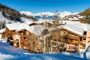 Appart'hôtel Lagrange Vacances Les Chalets Edelweiss Lieu-Dit La Lovatière - Plagne 1800 73210 La Plagne Rhône-Alpes