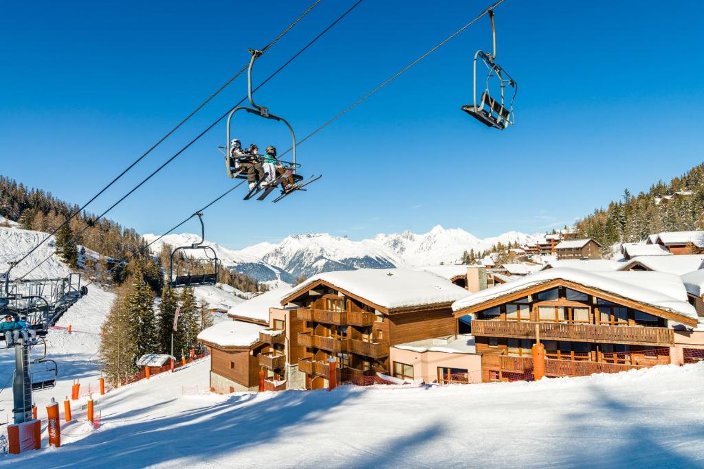 Appart'hôtel Lagrange Vacances Les Chalets Edelweiss Lieu-Dit La Lovatière - Plagne 1800 73210 La Plagne