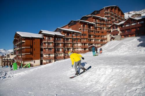 Le Cheval Blanc - Village Montana