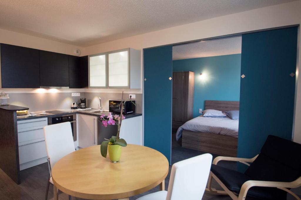 Appart'hôtel Le Manoir Domaine de la Motte 39 RUE NATIOALE 41500 Saint-Dyé-sur-Loire