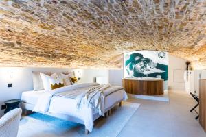 Legend Majestic SPA - Insolite & Unique - Champagne - Parking privé
