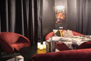 Legend Majestic Superbe Love Room - Jacuzzi - Champagne - Romantisme - parking privé