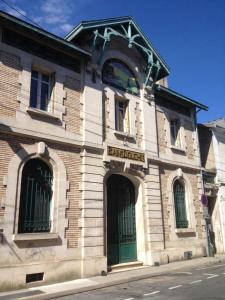 Les Bains Douches