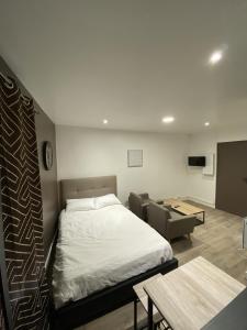 Lh Rooms Location