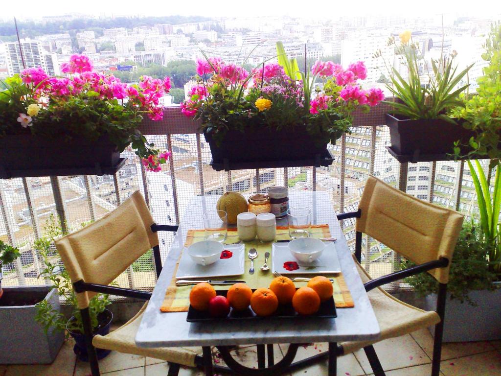 Lindner's Apartment