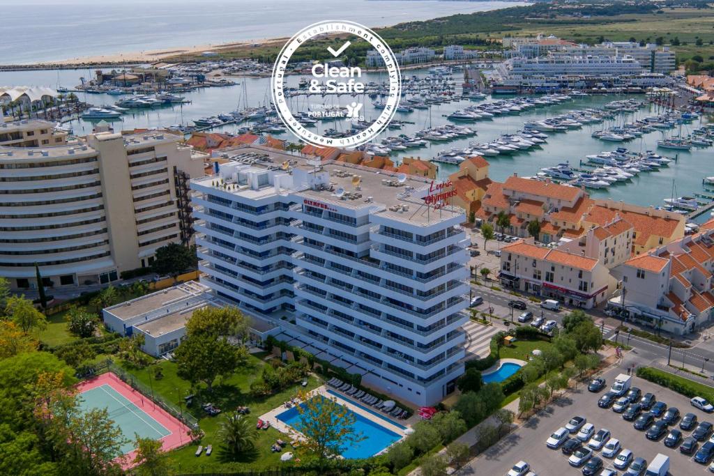 Appart'hôtel Luna Olympus Avenida da Marina, Lote H1 8125-401 Vilamoura