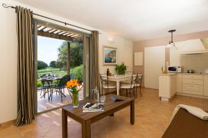 Madame Vacances Domaine du Provence Country Club Service Premium
