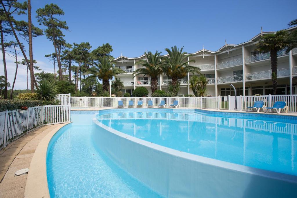 Appart'hôtel Madame Vacances Résidence du Golf et Appartements et Maisons de Moliets Avenue du Tuc 40660 Moliets-et-Maa