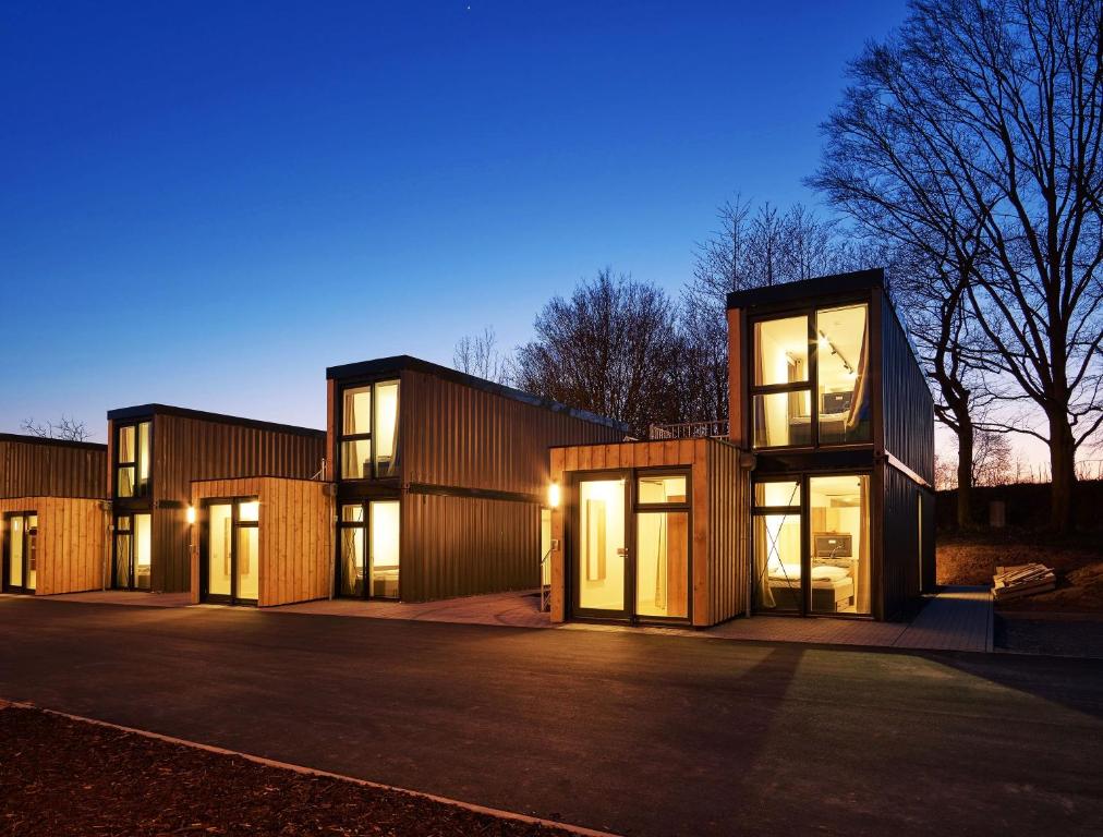 Modern ausgebauter Überseecontainer als Tiny House Theodor-Heuss-Straße 31, 97877 Wertheim