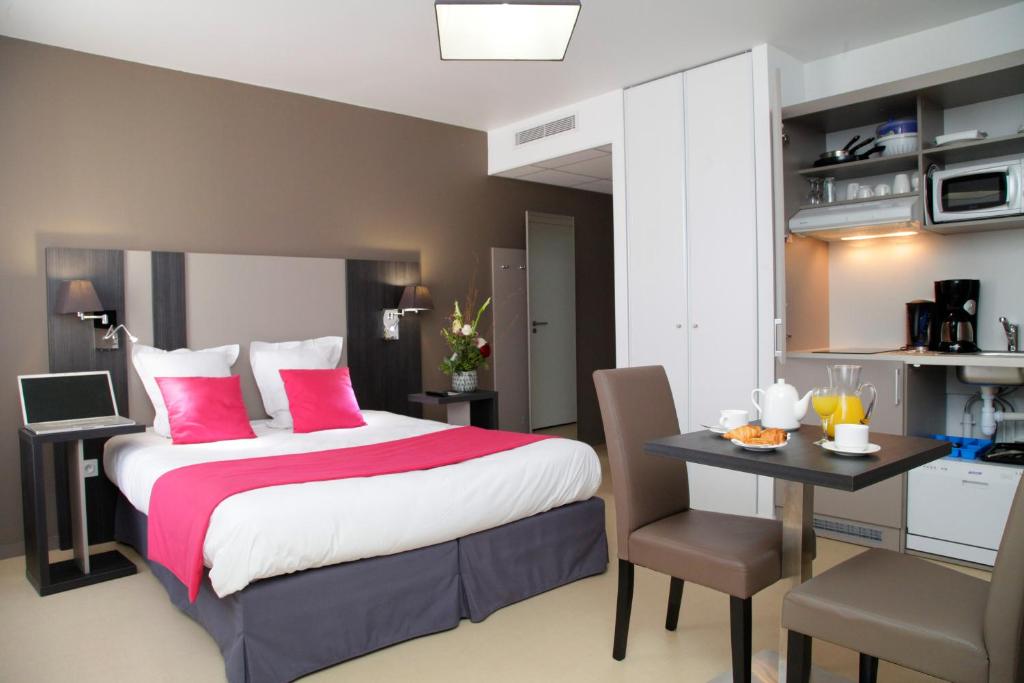 Appart'hôtel Odalys City Rennes Lorgeril 2 rue de Lorgeril 35000 Rennes