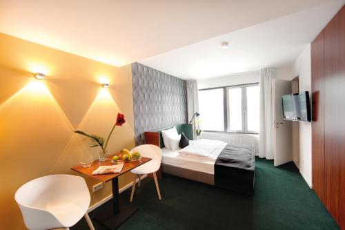 Pandion Boardinghouse