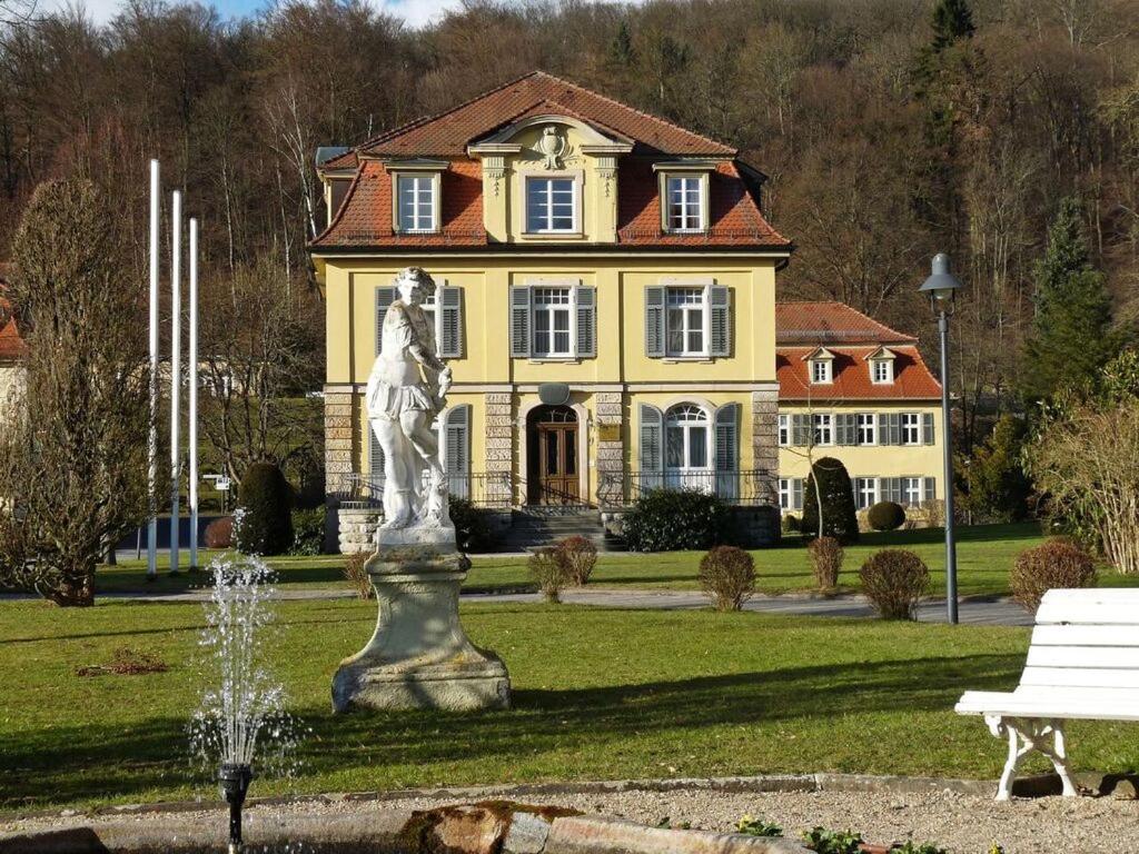 Philosophenvilla Heinrich-von-Bibra-Str. 9, 97769 Staatsbad Brückenau